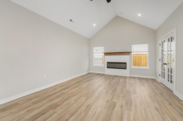 707 N Rainbow Lake St, Wichita, KS 67235