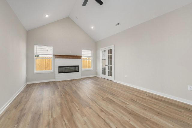 707 N Rainbow Lake St, Wichita, KS 67235