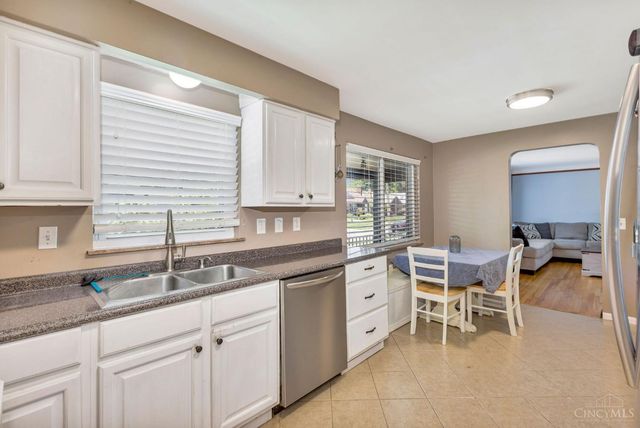 6924 Rob Vern Drive, North College Hill, OH 45239