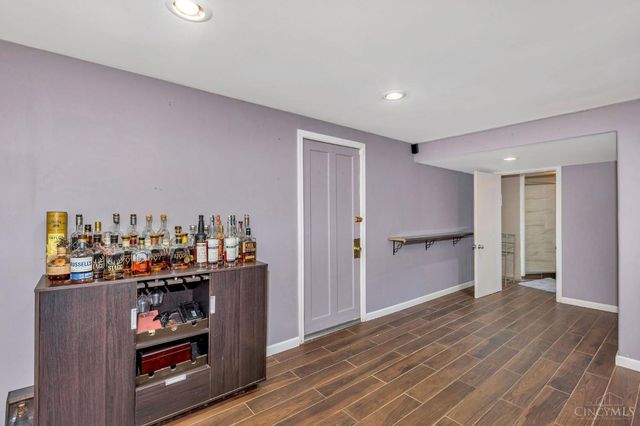 6924 Rob Vern Drive, North College Hill, OH 45239