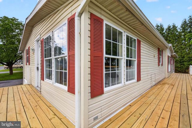 684 W CEDAR ST, Palmyra, PA 17078