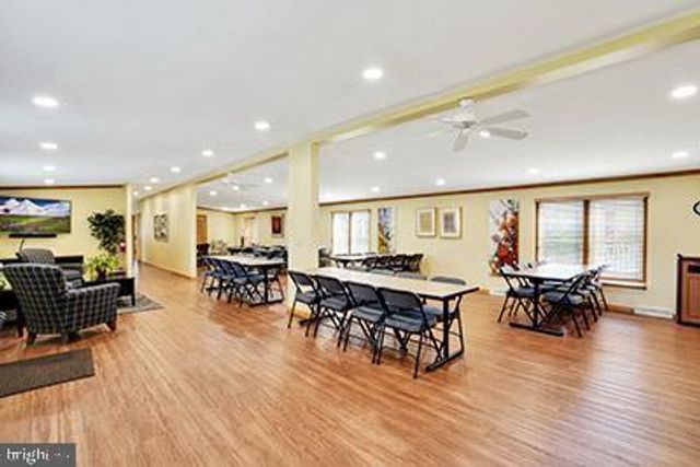 684 W CEDAR ST, Palmyra, PA 17078