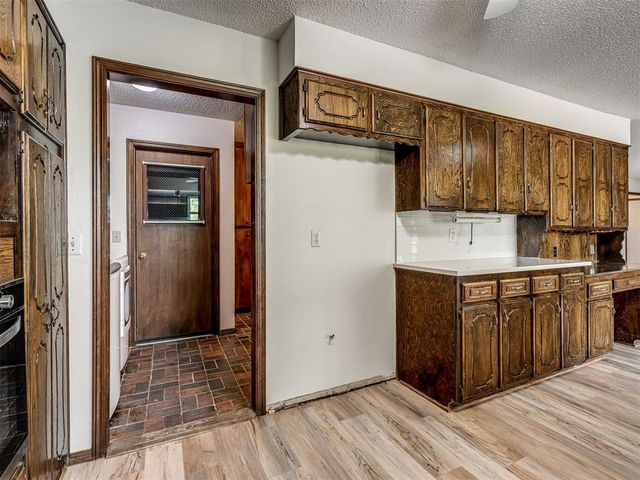 21851 N Huffines Road, Edmond, OK 73012