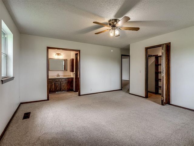 21851 N Huffines Road, Edmond, OK 73012