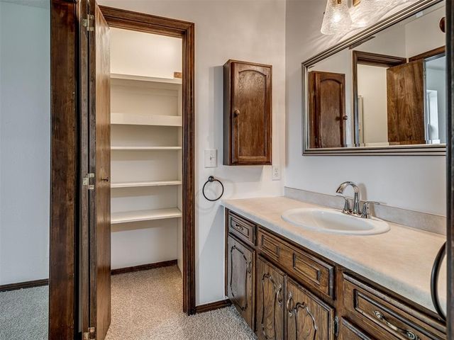 21851 N Huffines Road, Edmond, OK 73012