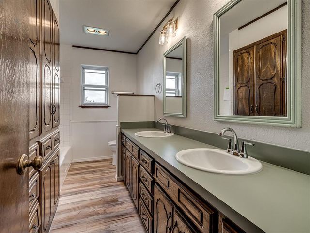 21851 N Huffines Road, Edmond, OK 73012