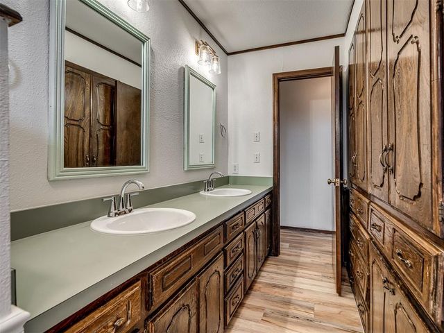 21851 N Huffines Road, Edmond, OK 73012