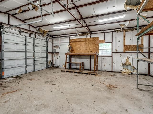 21851 N Huffines Road, Edmond, OK 73012