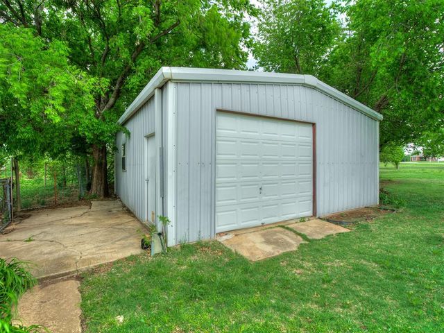 21851 N Huffines Road, Edmond, OK 73012