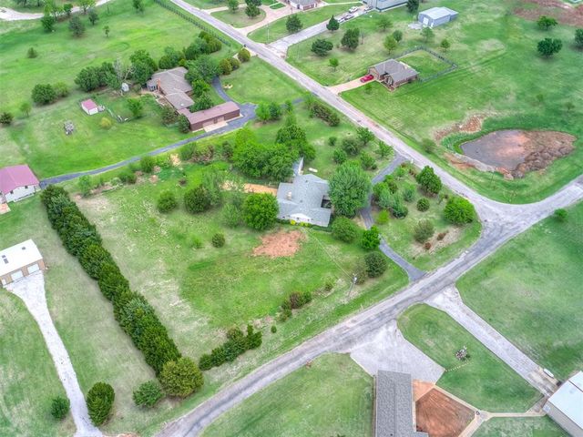 21851 N Huffines Road, Edmond, OK 73012