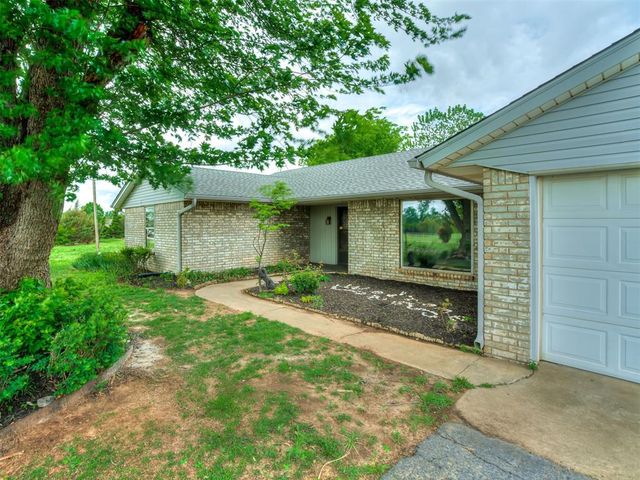 21851 N Huffines Road, Edmond, OK 73012