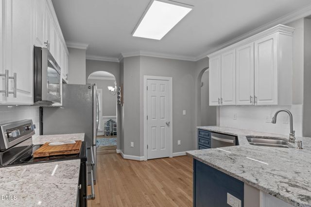 102 Stenness Court, Apex, NC 27502