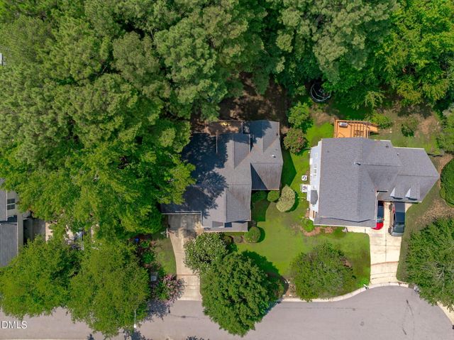 102 Stenness Court, Apex, NC 27502