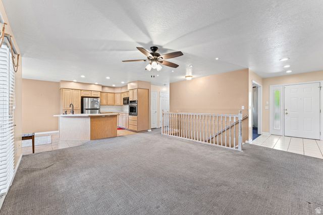 84 BELMORE DR, Kaysville, UT 84037