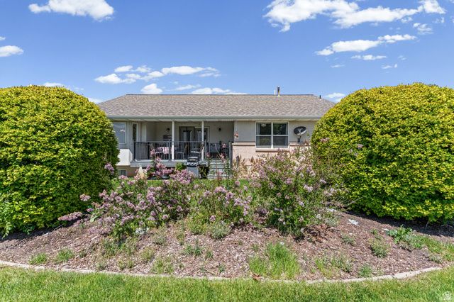 84 BELMORE DR, Kaysville, UT 84037