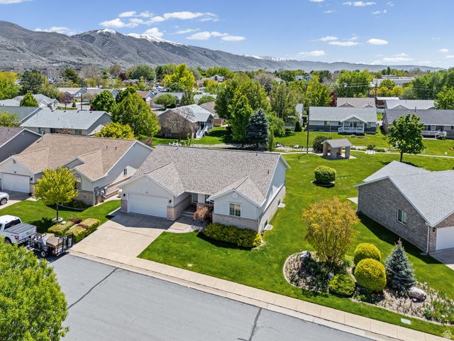84 BELMORE DR, Kaysville, UT 84037
