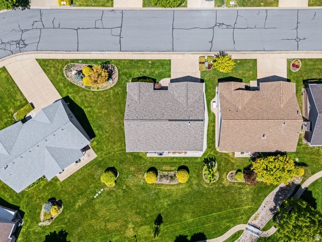 84 BELMORE DR, Kaysville, UT 84037