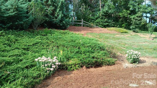 329 Springwood Drive NE, Valdese, NC 28690