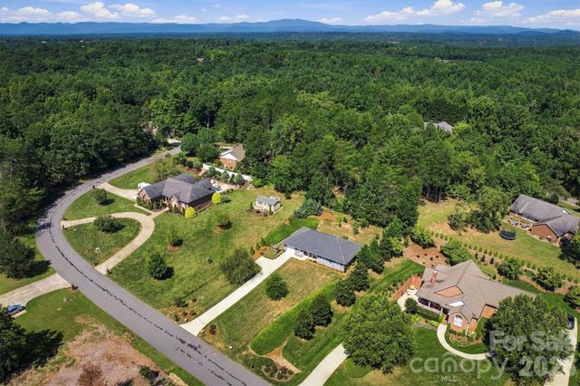 329 Springwood Drive NE, Valdese, NC 28690