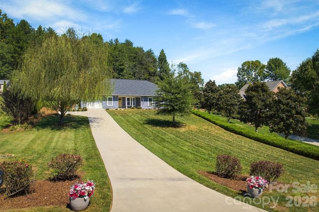 329 Springwood Drive NE, Valdese, NC 28690