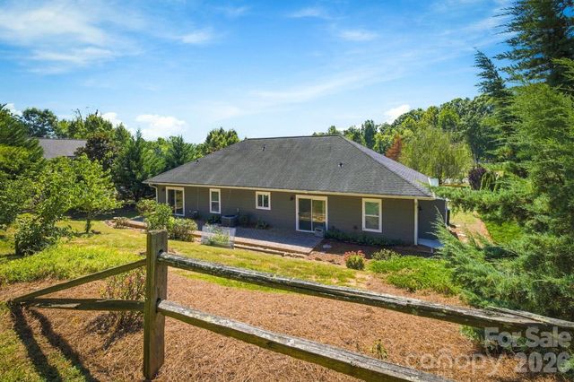 329 Springwood Drive NE, Valdese, NC 28690