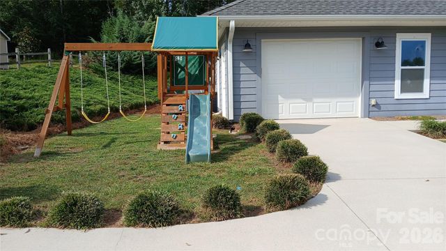 329 Springwood Drive NE, Valdese, NC 28690