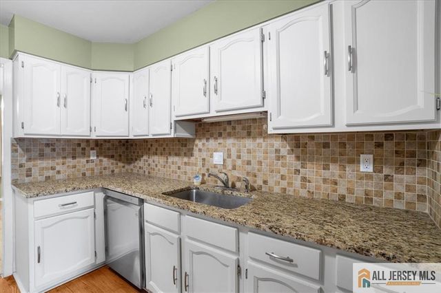 73 Tennyson Drive, Plainsboro, NJ 08536