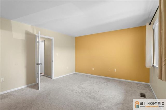 73 Tennyson Drive, Plainsboro, NJ 08536