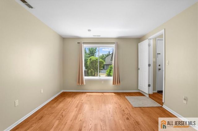 73 Tennyson Drive, Plainsboro, NJ 08536