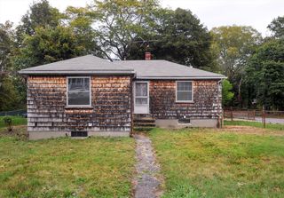 1 Pantano St, Braintree, MA 02184