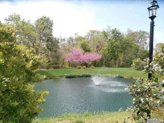90 Mulberry Common, Riverhead, NY 11901