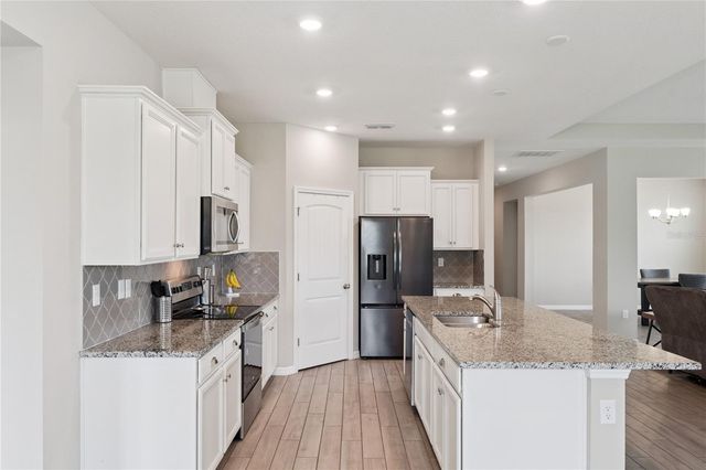 17954 HITHER HILLS CIRCLE, Winter Garden, FL 34787
