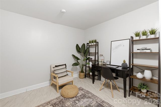 1226 1st Avenue Place NW, Hickory, NC 28601