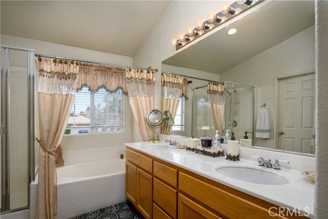 27295 Buffalo, Corona, CA 92883