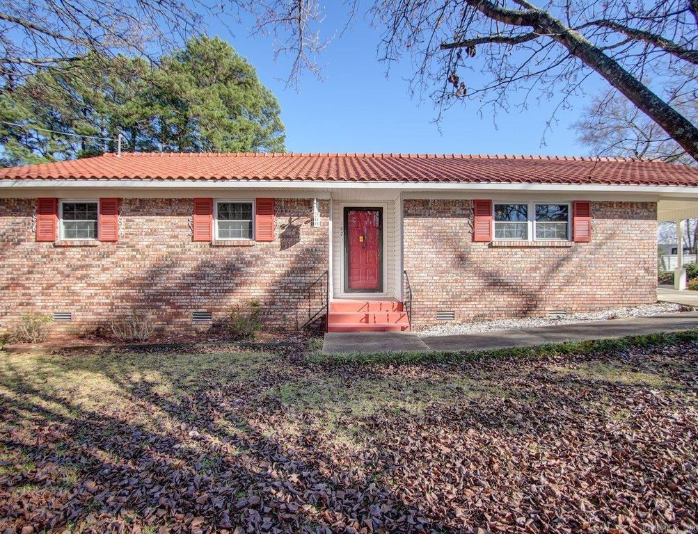 107 Sherman Street, Hot Springs, AR 71901