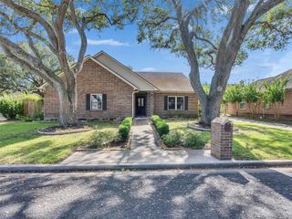 1614 Crestmont, Wharton, TX 77488