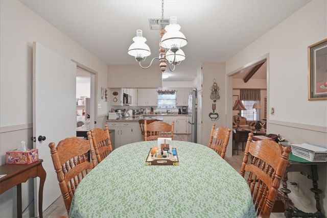 1309 Burleson St, George West, TX 78022