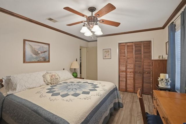 1309 Burleson St, George West, TX 78022