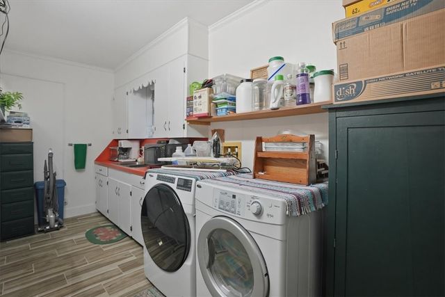 1309 Burleson St, George West, TX 78022