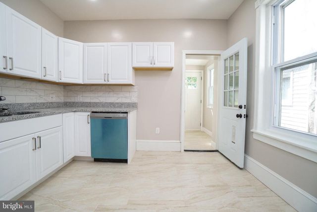 6038 SANSOM ST, Philadelphia, PA 19139