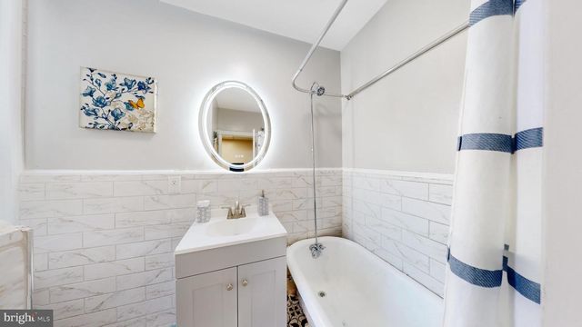 6038 SANSOM ST, Philadelphia, PA 19139