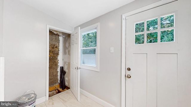 6038 SANSOM ST, Philadelphia, PA 19139