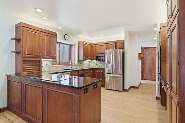 139 Indianola Rd, Indiana Twp, PA 15238