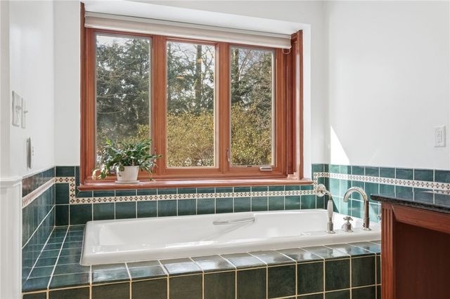 139 Indianola Rd, Indiana Twp, PA 15238