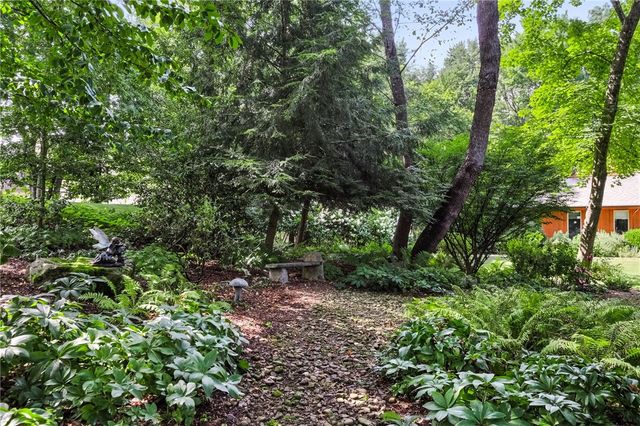 139 Indianola Rd, Indiana Twp, PA 15238