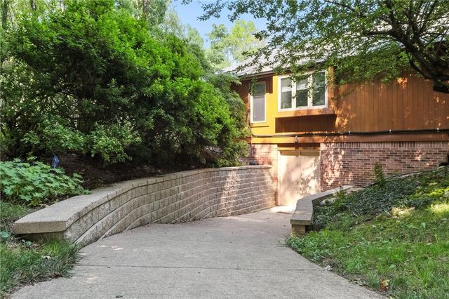 139 Indianola Rd, Indiana Twp, PA 15238