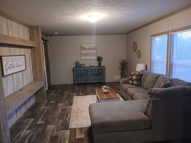 2346 Blocker Rd, Marshall, TX 75672