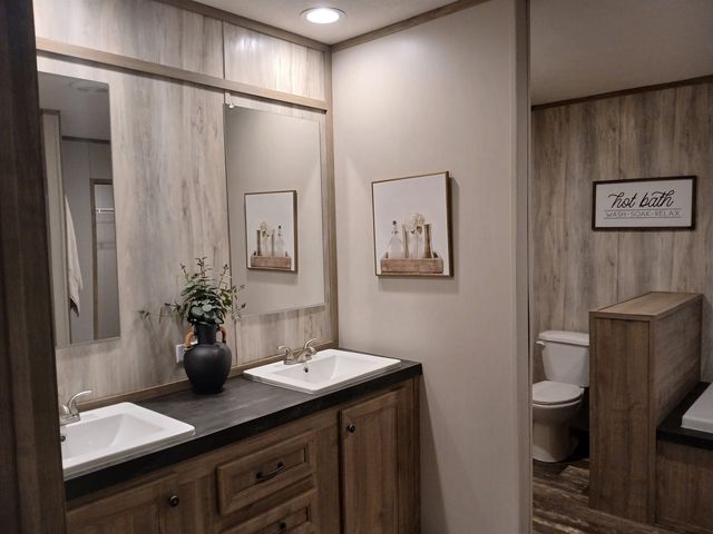 2346 Blocker Rd, Marshall, TX 75672