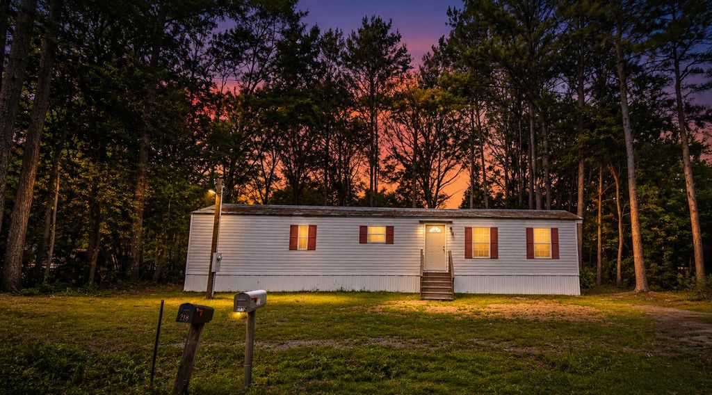 213 Enterprise Street, Walterboro, SC 29488