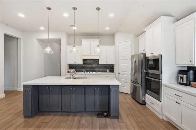 10022 Starry Night Lane, Manvel, TX 77578